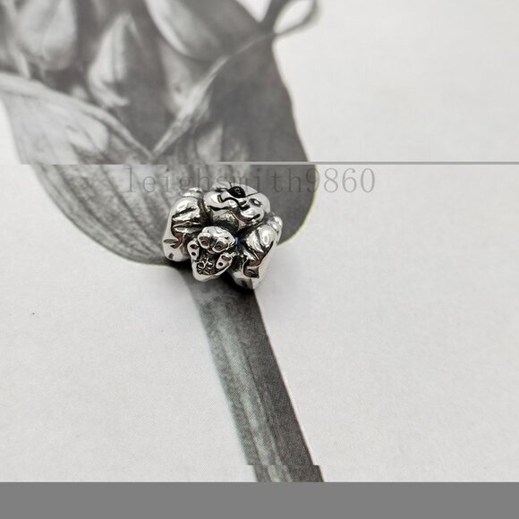 Pandora Lady dog Charm - Picture 5 of 7